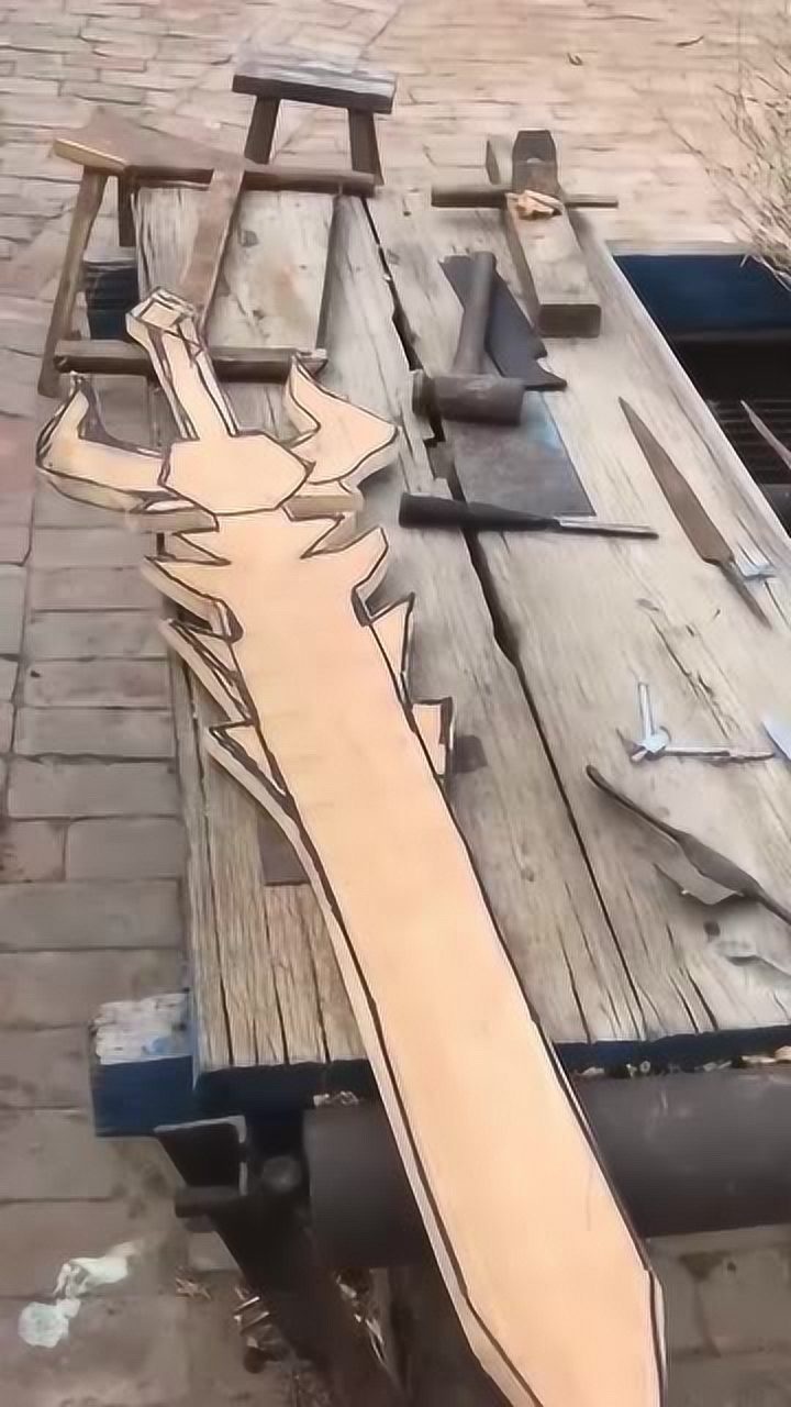 花木兰的猎龙剑竟是木头做的真是巧夺天工网友高手在民间