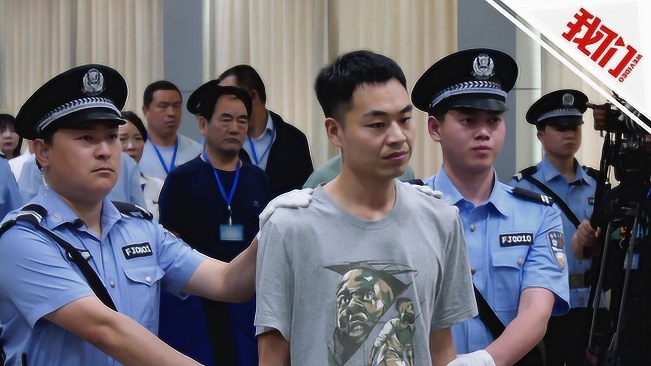 20年后学生打老师案当事人将出狱父亲十多名家人去接他