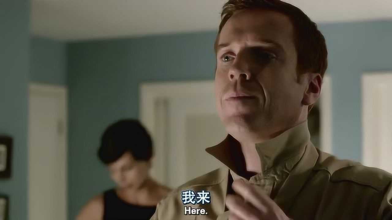 国土安全布洛迪妻子真是完美身材可布洛迪却一直在走神