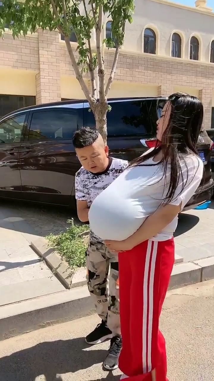 美女这么大个肚子,说没就没了!