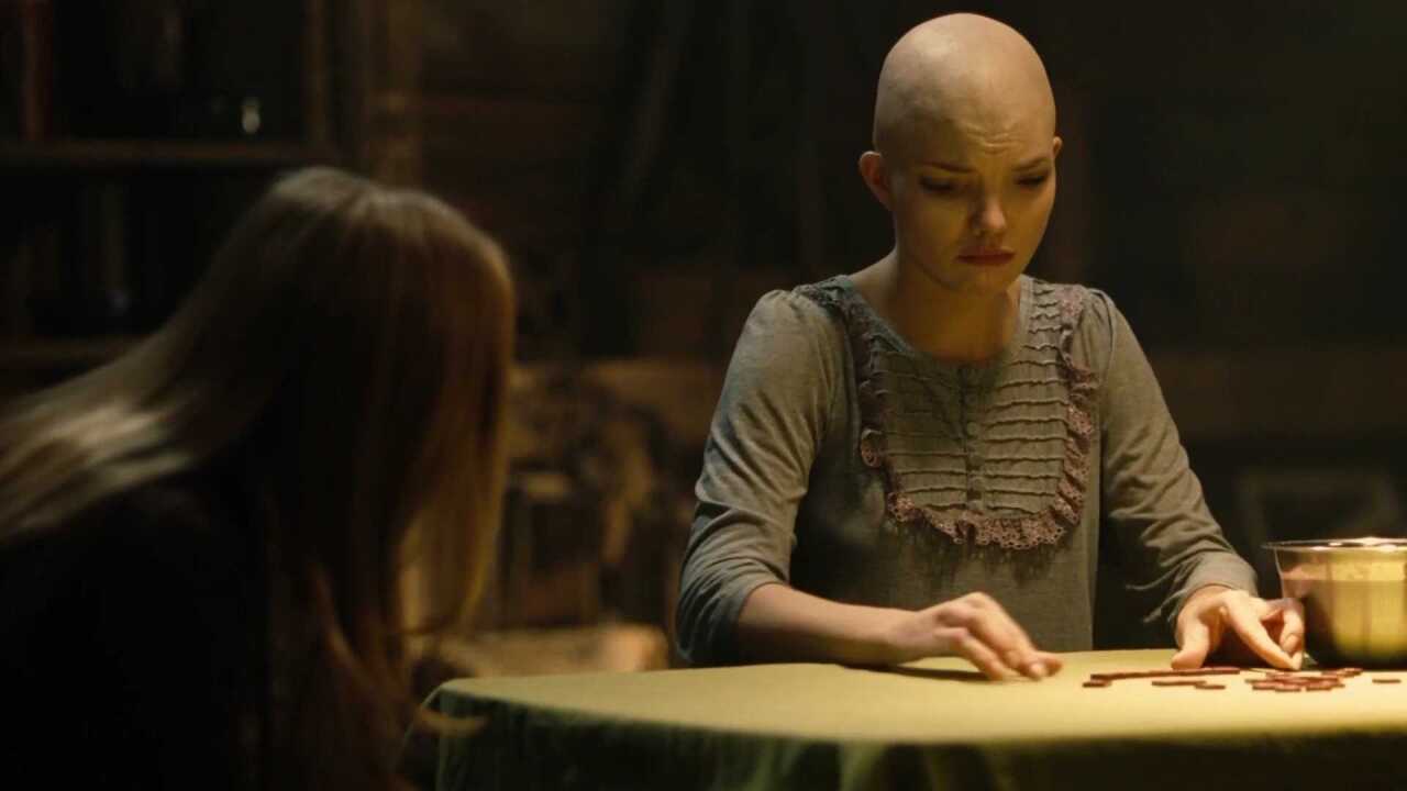 电影《人工进化》,夫妻养大了怪物,现在后悔都来不及了