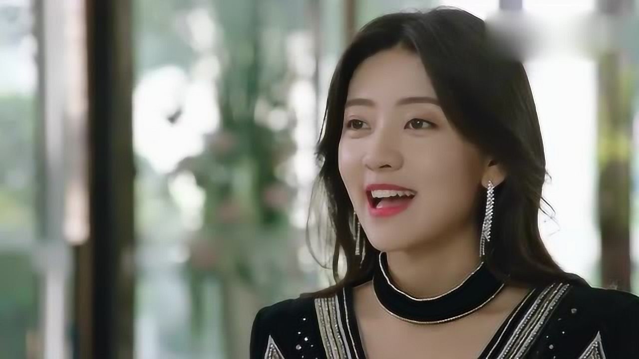 命中注定失婚少妇陈嘉欣华丽逆袭大v领超短裙高跟鞋狄伦更爱她了