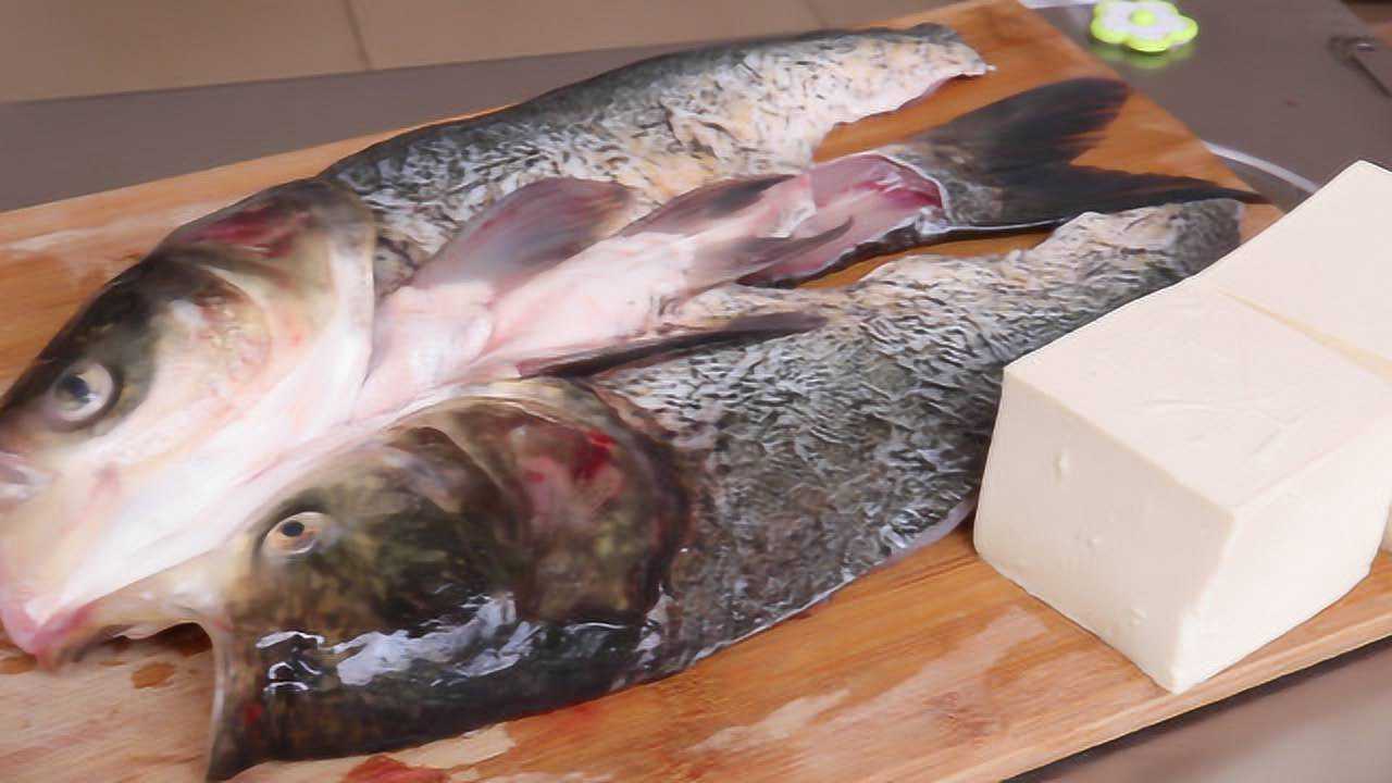 3斤大头鱼1斤豆腐,做"鱼腩炖豆腐"汁多鲜香入味,一家人吃真爽