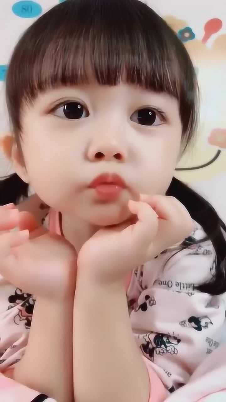 看到你的表情包括你的一双水灵灵大眼睛真的萌化我了