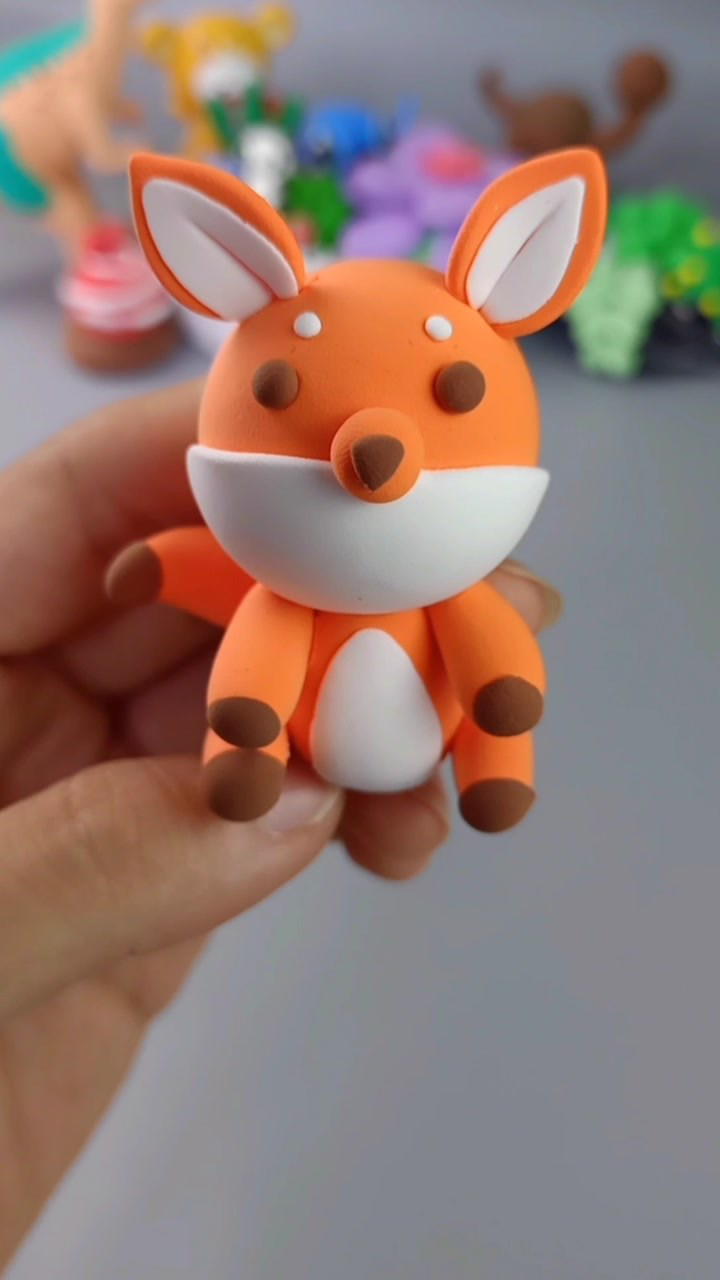 超轻粘土制作得狐狸,你们学会了吗?