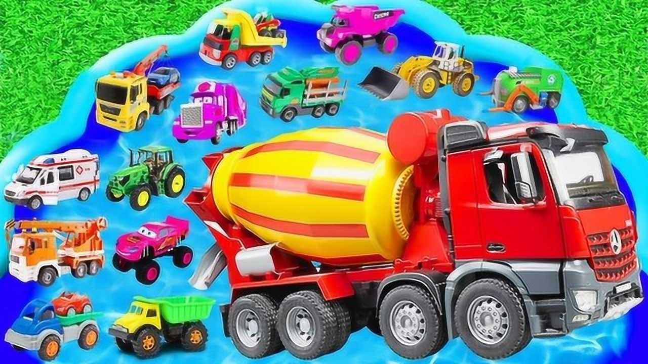 汽车玩具总动员消防车挖掘机警车和可爱的小汽车一起学单词