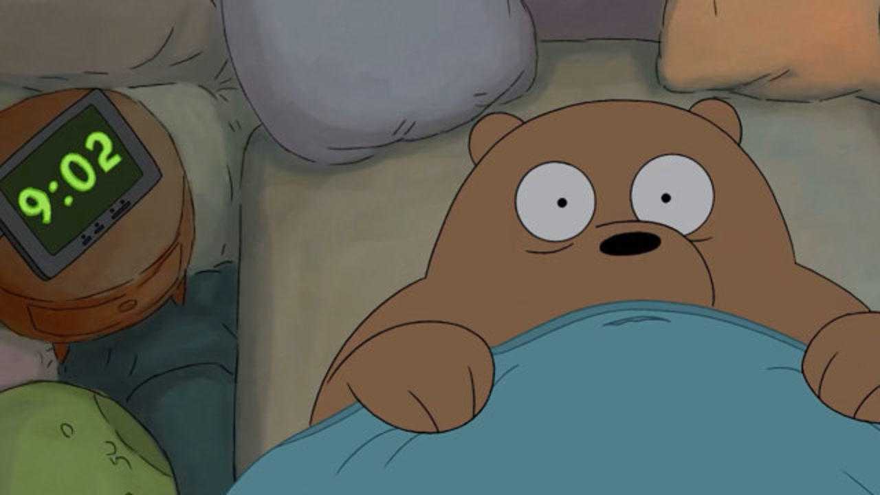 咱们裸熊:棕熊终于要冬眠了!可是竟然睡不着?