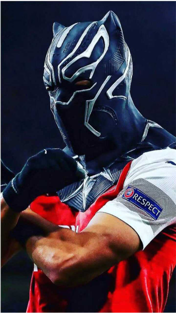 奥巴梅扬夺冠致敬"黑豹",这一幕太暖心