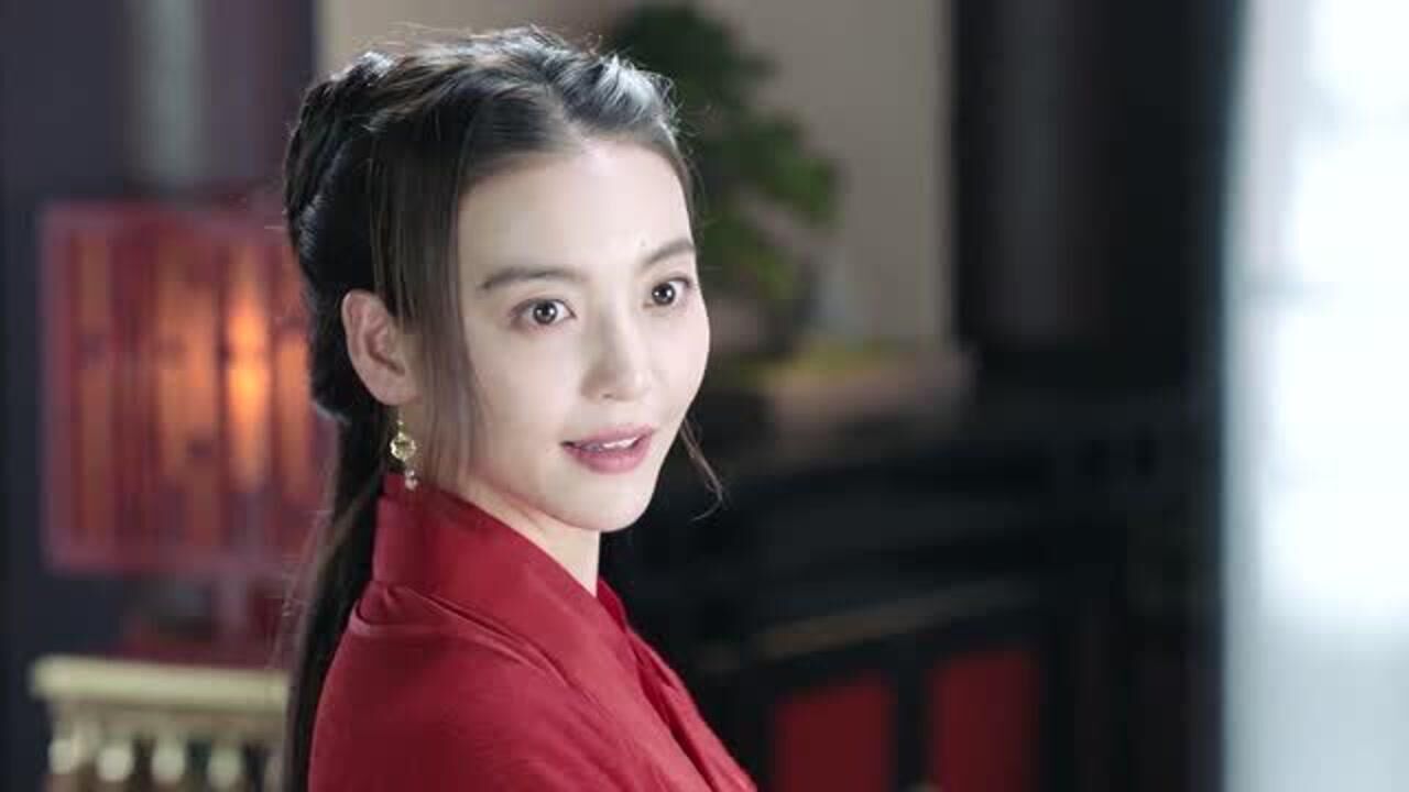 女世子韩十一恢复女儿身装扮本就天生丽质的她殿下心动了