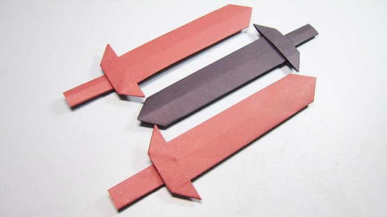 折纸帅气的宝剑图片