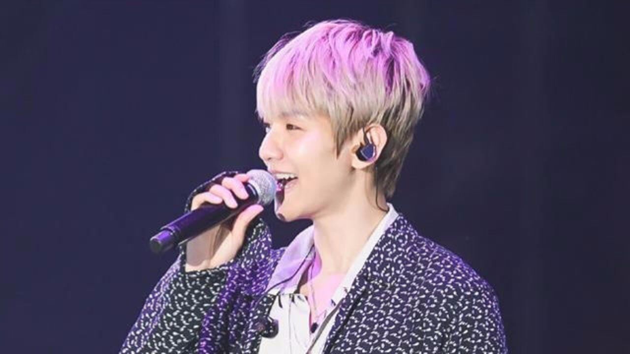 exo三巡《lightsaber》帅气光剑舞边伯贤直拍