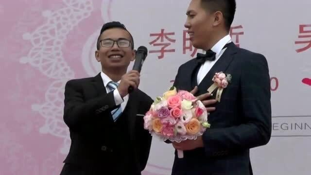 婚礼上,新郎官发表致辞,真是有才华,讲得很有水平!