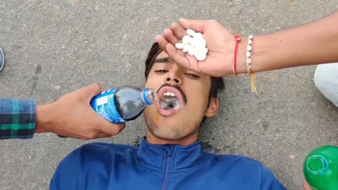 可乐遇上曼妥思会产生什么反应,两者融化瞬间,实在太惊艳了!