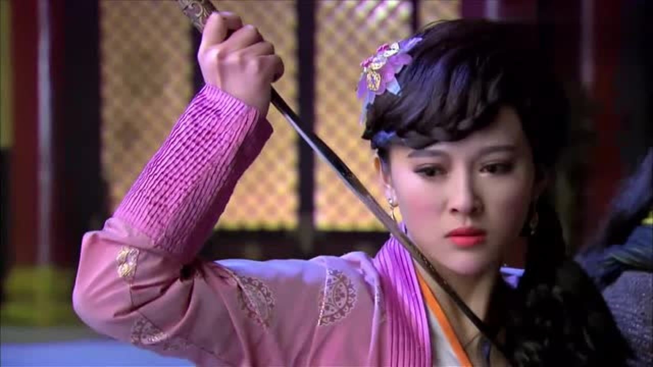 仙侠剑:玉凤受伤藏在道台车上,没想到流血暴露,道台夫人机智了