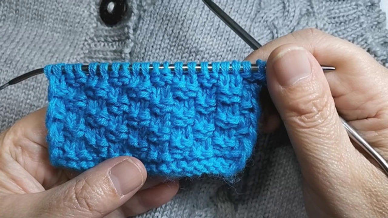 双桂花针编织教程新手们可以编织这个花型适合编织各种毛衣