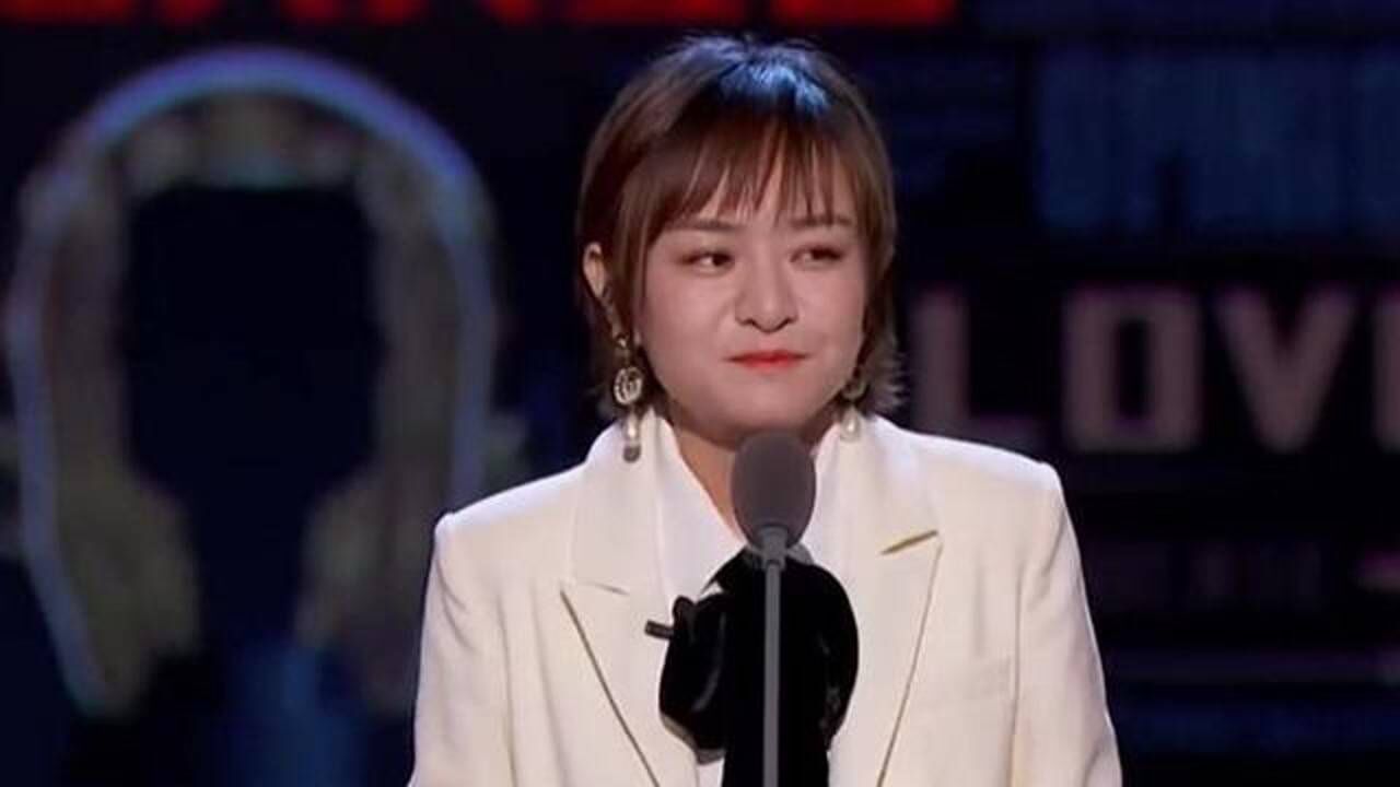 吐槽大会:思文吐槽秦昊,跟伊能静在一起,肯定有什么动机