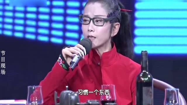 杨丽萍谈自己指甲合集:前后留了40年给指甲买保险,令人大开眼界