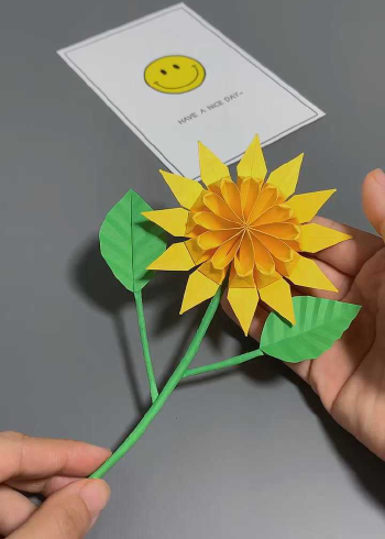 果果手工呀:超级好看的向日葵太阳花,一看就会哦