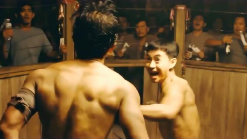 #电影hot短视频大赛#陈虎vs伊科乌艾斯,迈克尔比斯平 中国武术大战印尼拳,摔跤