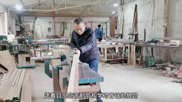 江油农民40年为一根木头,搞出大发明,攻克了木工行业世界难题