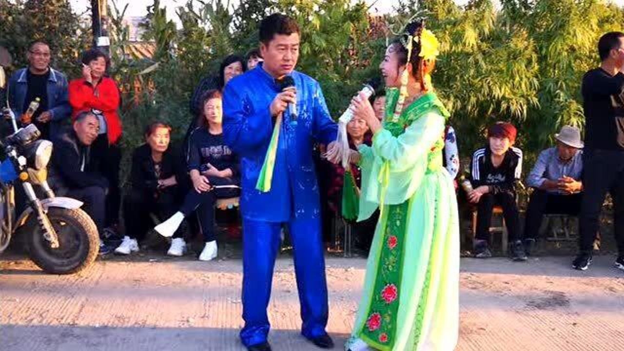 姜小利陈小花二人转正戏全本《马寡妇开店》第二部分