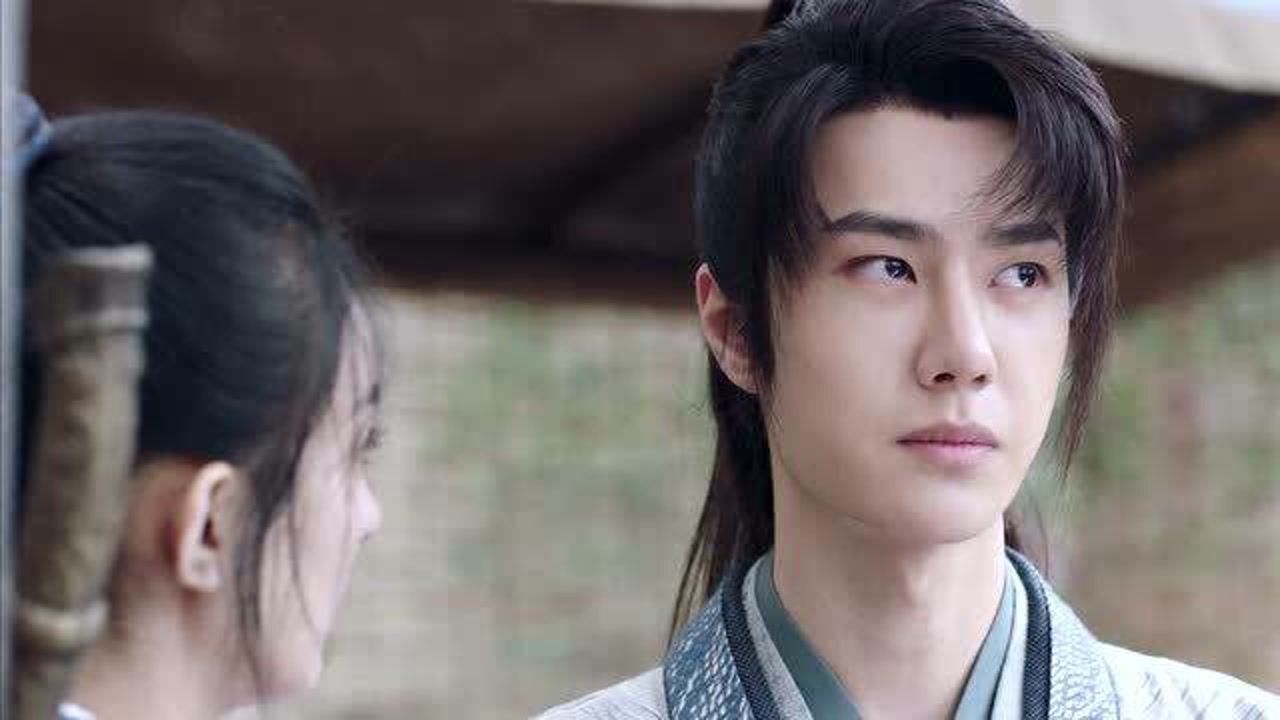 有翡王一博的这个拇指吻献身给周翡妈哎看5遍我还在回味