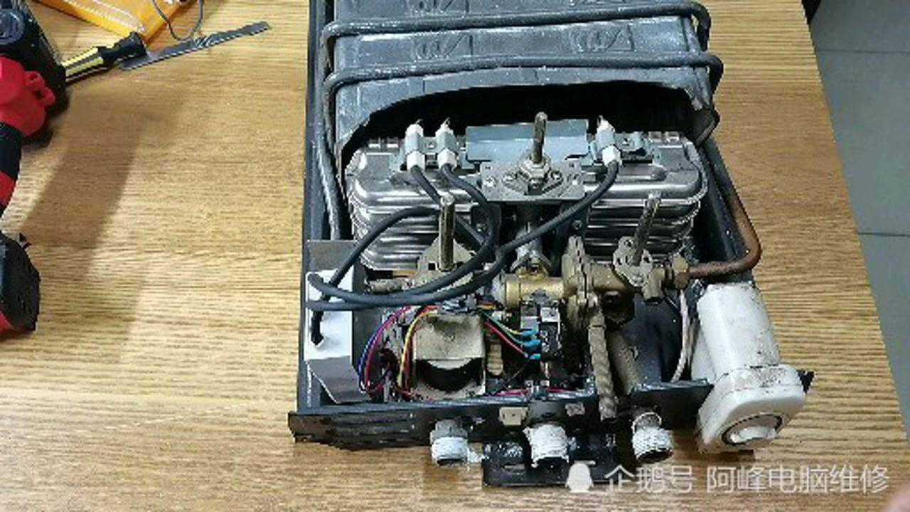 燃气热水器故障大全，全程讲解各种故障维修方法_高清