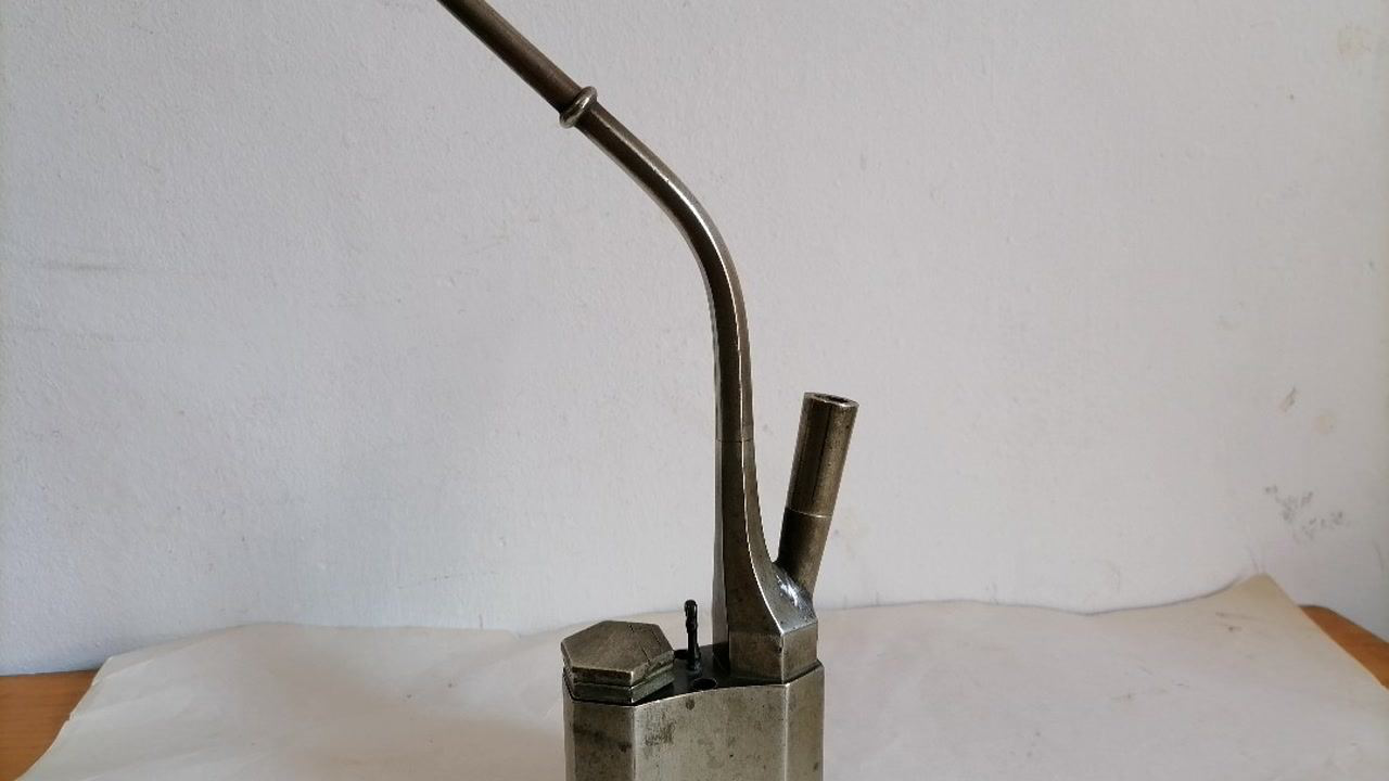 民国白铜水烟壶_腾讯视频