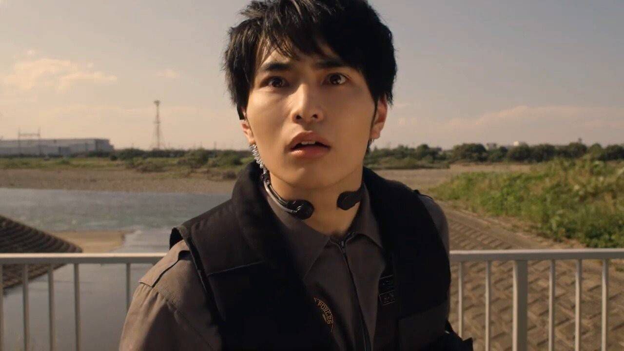 泽塔奥特曼:遥辉穿越时空竟然回到小时候,遇见还活着的父亲!