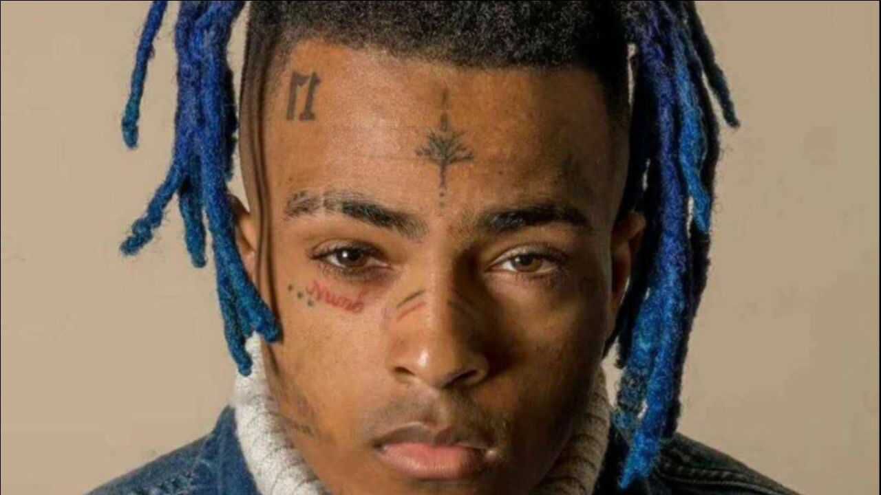 "痛苦绝望,也别对自己开枪"xxxtentacion《moonlight》