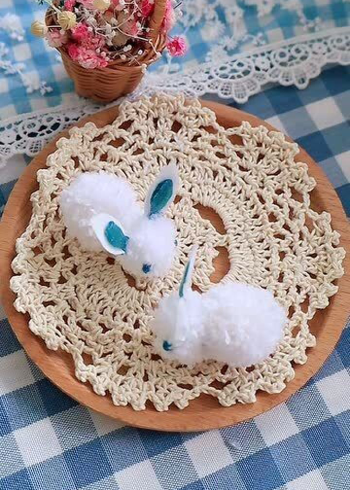 用妈妈不要的毛线做一只萌萌的小白兔,简单又可爱的手工,叫好朋友给你