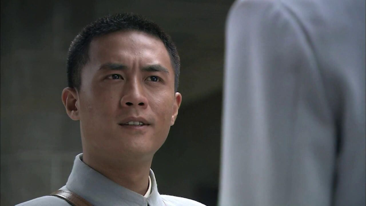 敌营十八年:同学因江波横刀夺爱找他决斗,结果反被气得咬牙切齿