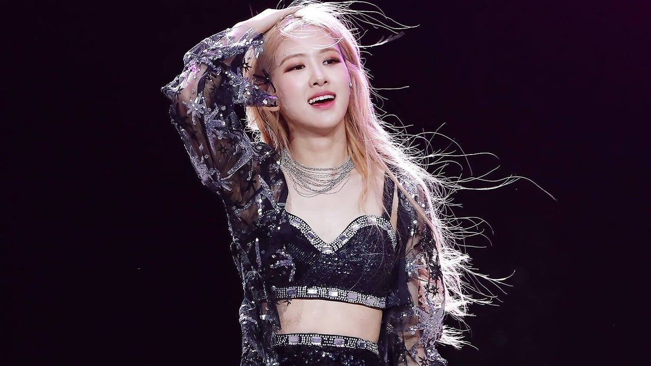 科切拉一战封神killthislove朴彩英直拍