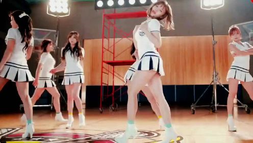 美女啦啦队热舞，AOA妹子们新曲MV，《怦然心动》是真的心动了！