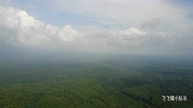 我国最大的森林区长白山林区航拍,冲上千米云霄是什么体验?