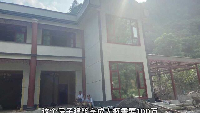 这真的长见识了,现在农村都流行轻钢别墅了,造价超过100万