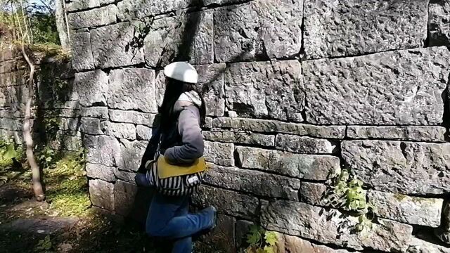 《小山》,魔性的歌词曾经火遍大街小巷