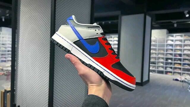 NBA x Nike Dunk Low EMB “Knicks” 纽约尼克斯配色