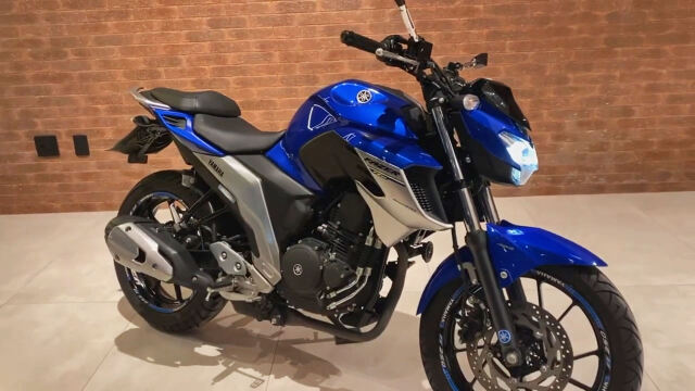 雅马哈250街车声浪展示,动力强劲颜值高,油耗仅2.2,配abs