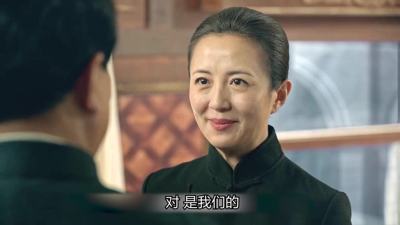 宋庆龄受邀北上，毛主席亲自车站迎接_高清