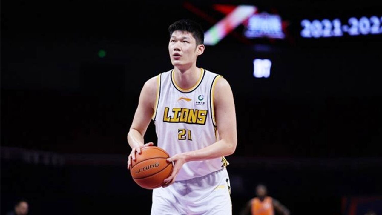 胡金秋砍21 11,赵岩昊16 6 吴冠希17 9,广厦力克江苏男篮