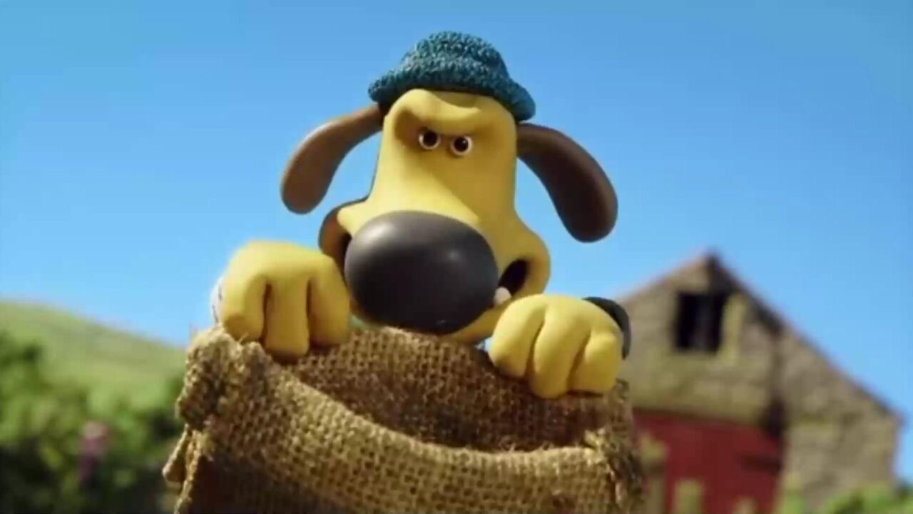 小羊肖恩第三季14:小羊穿上稻草人衣服伪装,小狗居然没发现