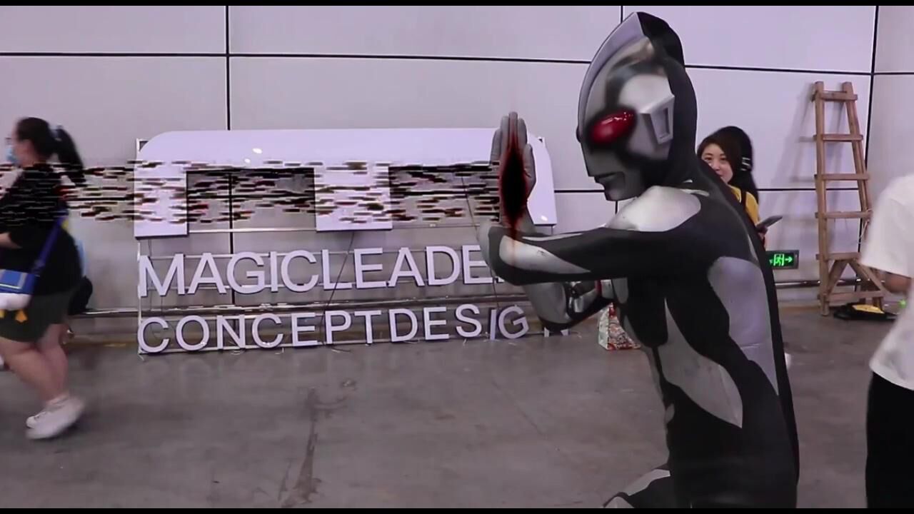 卡欧斯初代奥特曼,好有压迫感啊