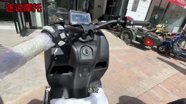 河南郑州第一台斗风110排量倒三轮到店实拍