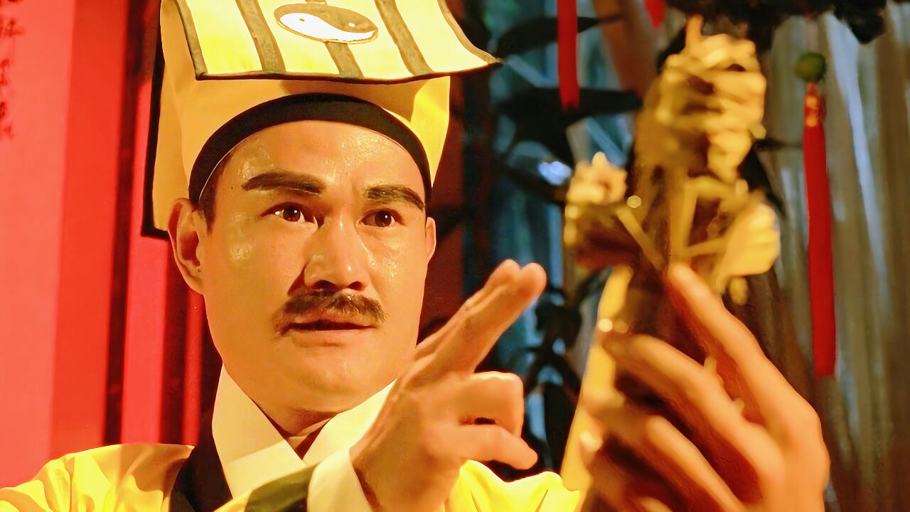 三界最强僵尸,不怕道法不惧神魔,就连英叔也惹不起,僵尸片《妖怪都市