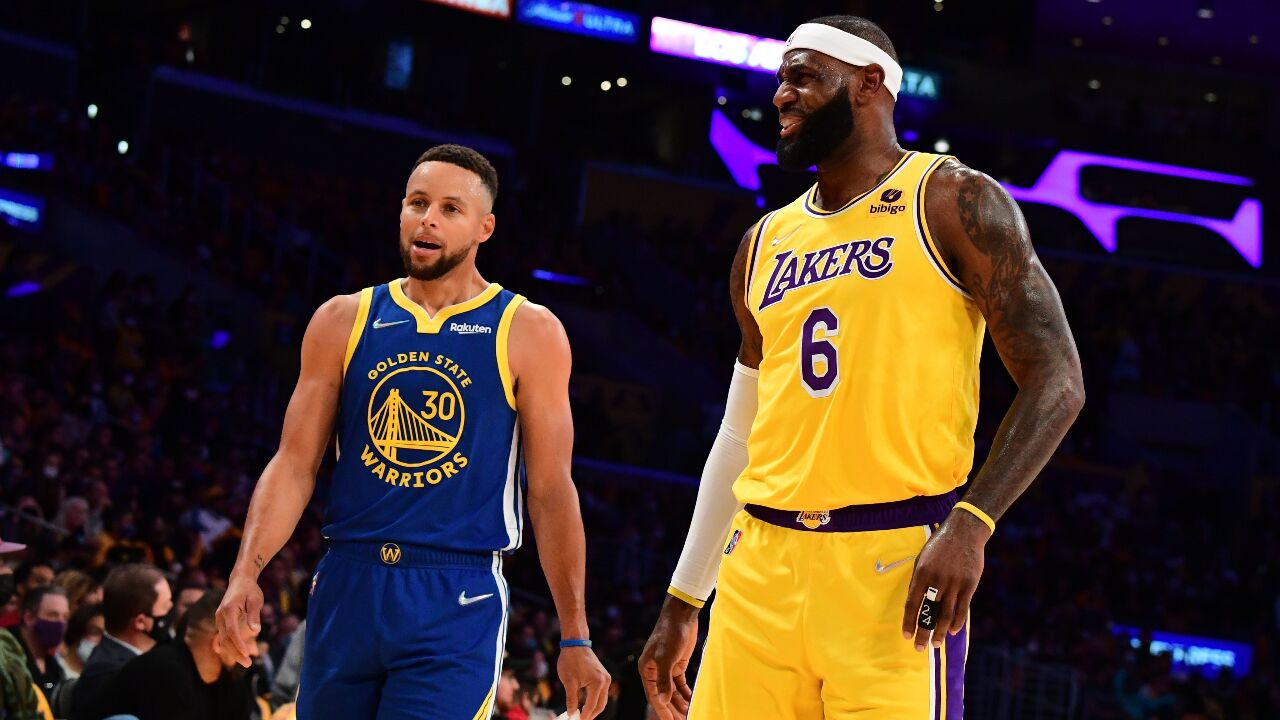 話筒nba | 庫裡談對陣詹姆斯:很幸運仍舊保持高水準 很興奮對決新篇章