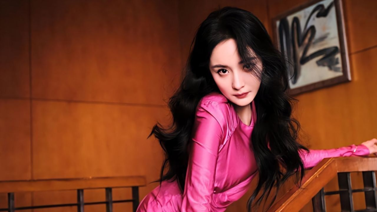 演员杨幂官宣离开嘉行传媒:共有从前,各有未来