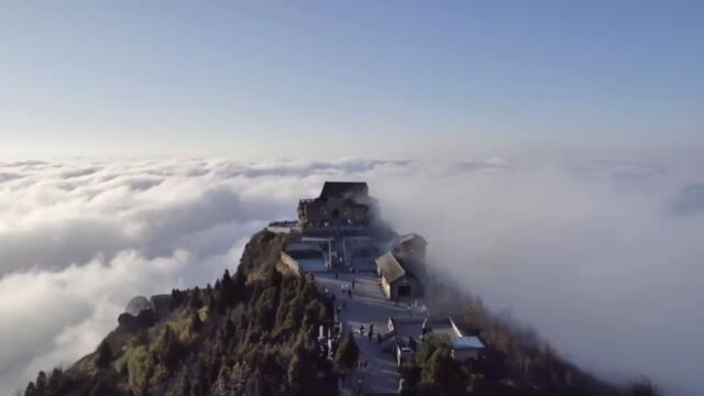 南岳衡山夏日云海