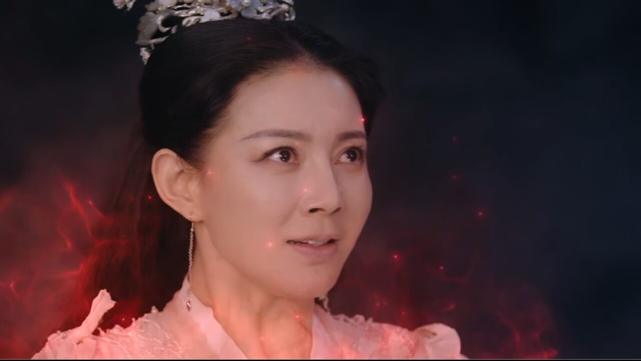《雪鹰领主》墨阳瑜找出魔神残身,通过太古血脉将其消灭.