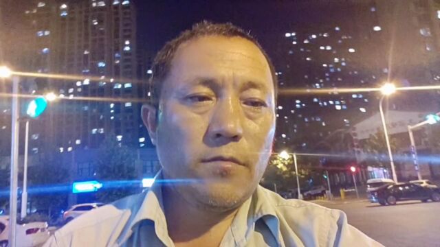 该翻篇了,太原水果事件捞警方处理合情合理,店主迫于压力已向女孩道歉